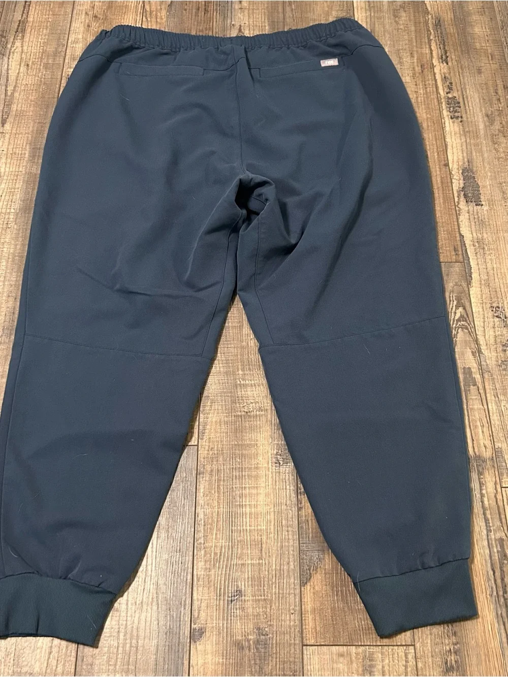 FIGS Technical Mens Tansen Jogger Scrub Pants Dark Harbor Size XXL Short